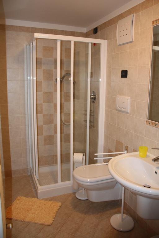 La Casa Della Coccinella Apartman Cavizzana Kültér fotó